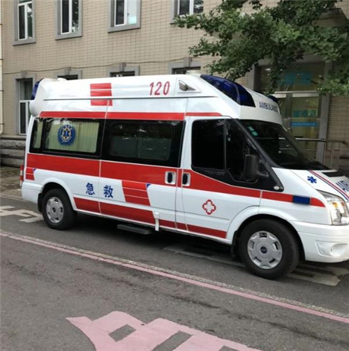 澜沧选择我们的救护车出租,开启安心转院之旅